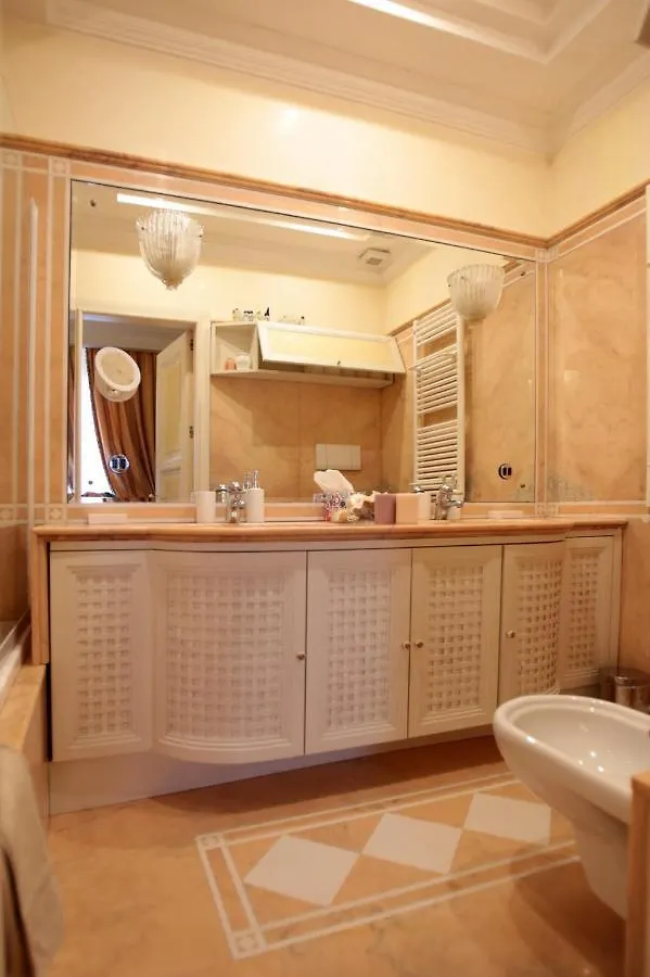 ローマ B＆B ヴィッリーノ マルゲリータ Bed & Breakfast イタリア
